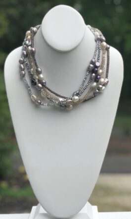 FRESHWATER GRAY/WHITE PEARLS, CRYSTALS