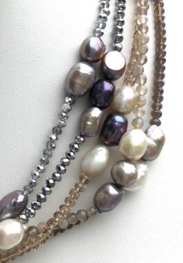 FRESHWATER GRAY/WHITE PEARLS, CRYSTALS