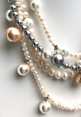 CREAM, SILVER, PEACH FRESHWATER/SHELL PEARLS
