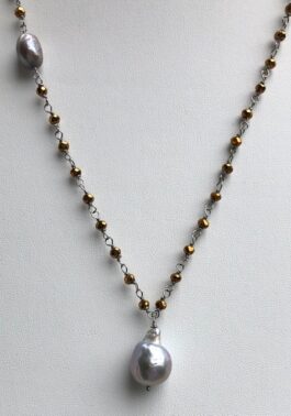 COPPER COLOR CRYSTALS, GRAY FRESHWATER PEARLS