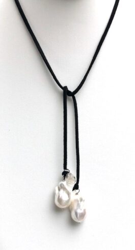 LARIAT, LEATHER WITH TERMINAL FRESHWATER PEARLS