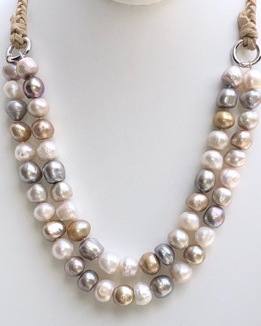 "THE DUO", SUEDE, FRESHWATER PEARLS - Image 2