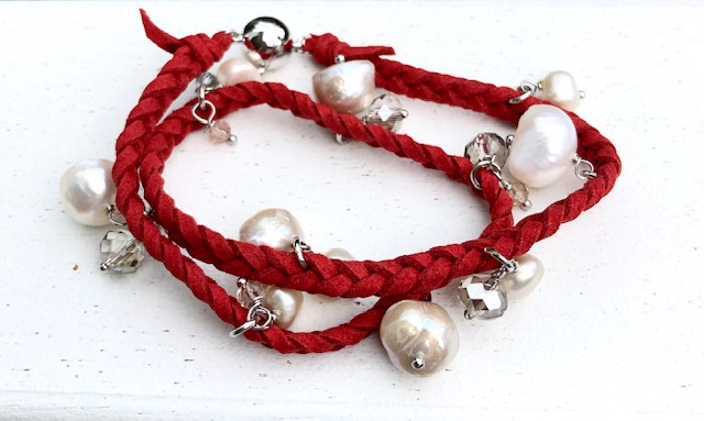 NECKLACE/BRACELET, SUEDE, FRESHWATER PEARLS, CRYSTALS - Image 3
