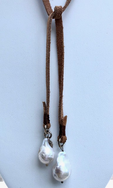 Lariat, brown, leather, high quality freshwater pearls, tie in front